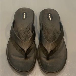 Okabashi womens sandals size large